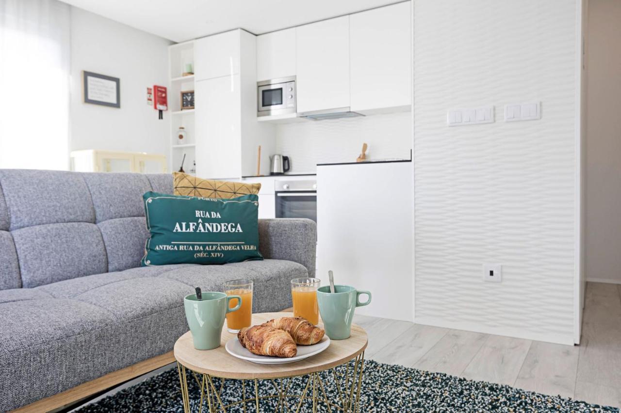 Stylish Flat W/ Gym & Parking By Lovelystay Porto Zewnętrze zdjęcie