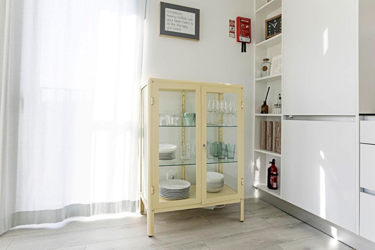 Stylish Flat W/ Gym & Parking By Lovelystay Porto Zewnętrze zdjęcie